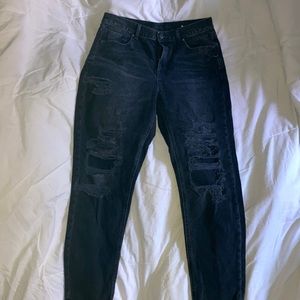 American Eagle Black Distressed Mom Jeans Size 10